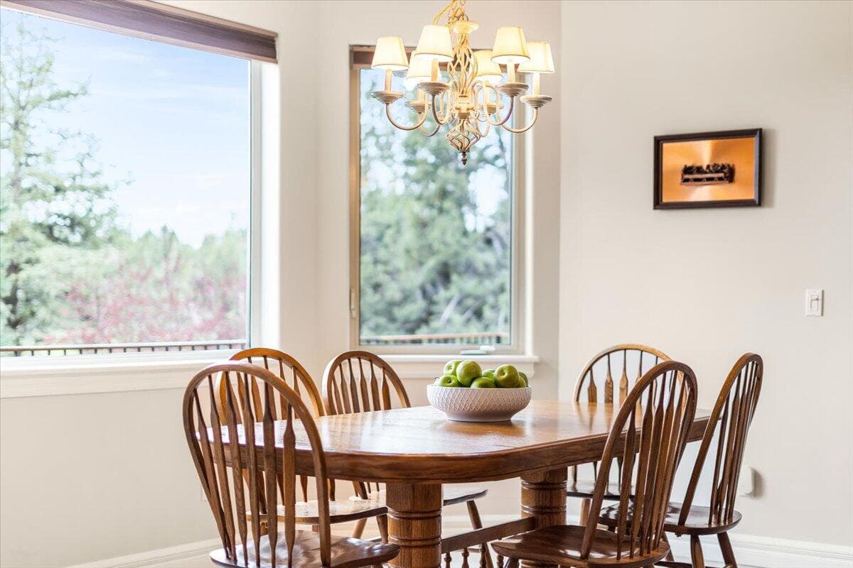 Photo of 710 Solitaire Court 19 of 56