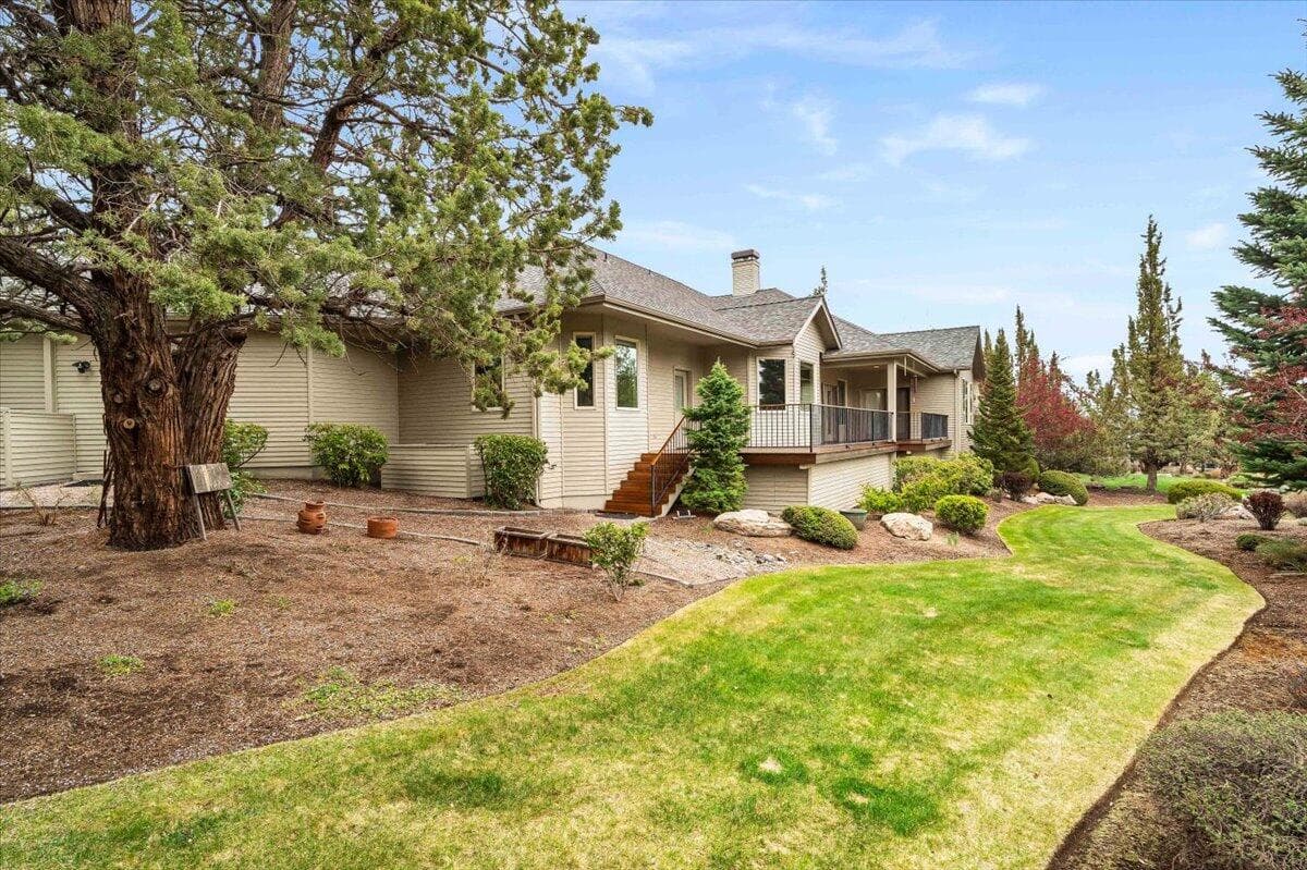 Photo of 710 Solitaire Court 45 of 56