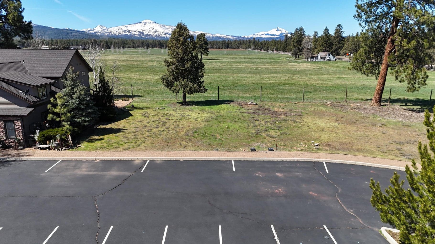 view of lot, parking and panorama