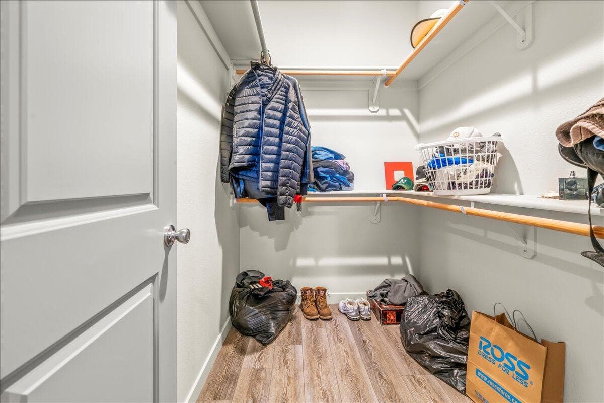 Photo of 147 NW 31st Street 16 of 20