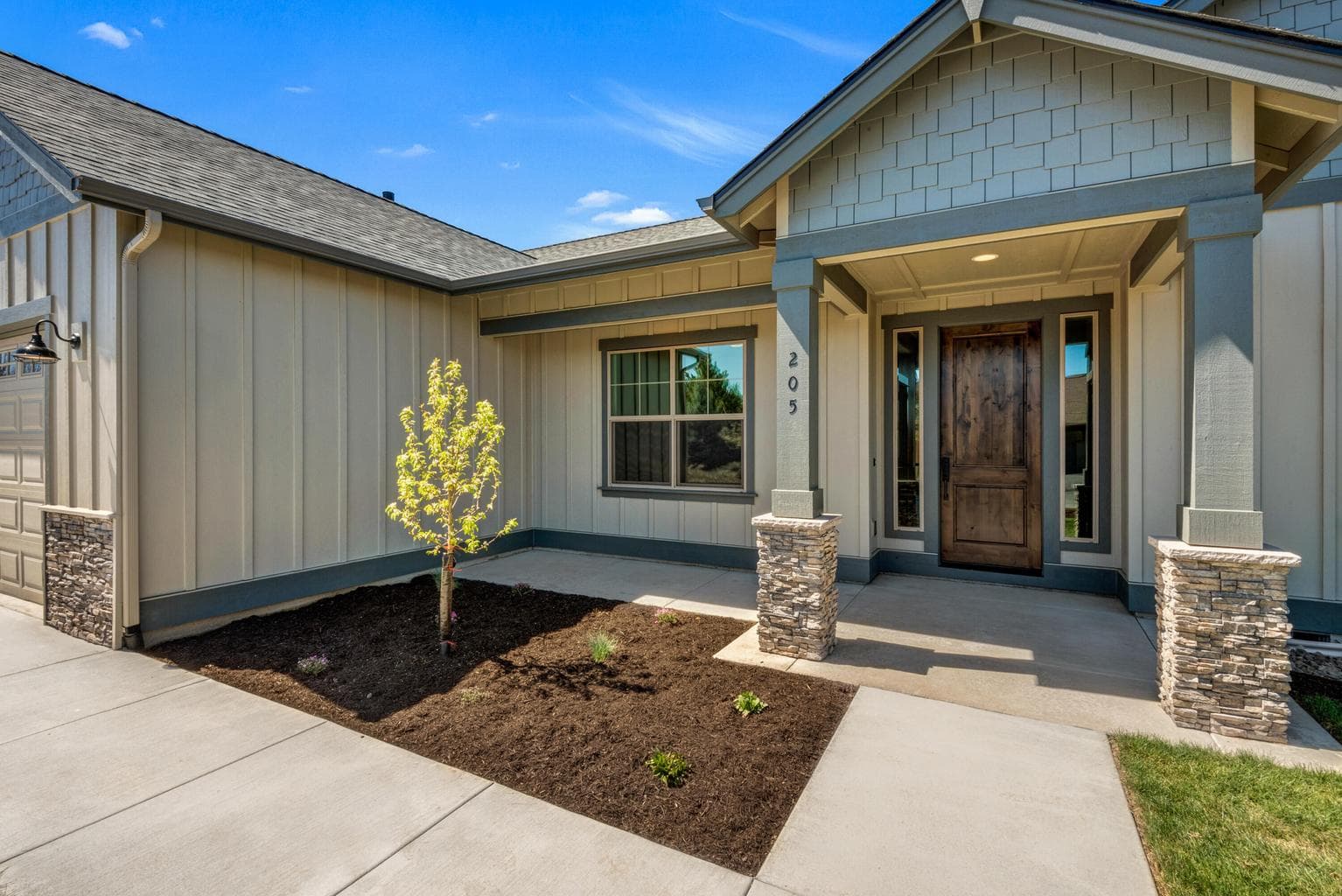 Photo of 205 Saddle Ridge 2 of 25