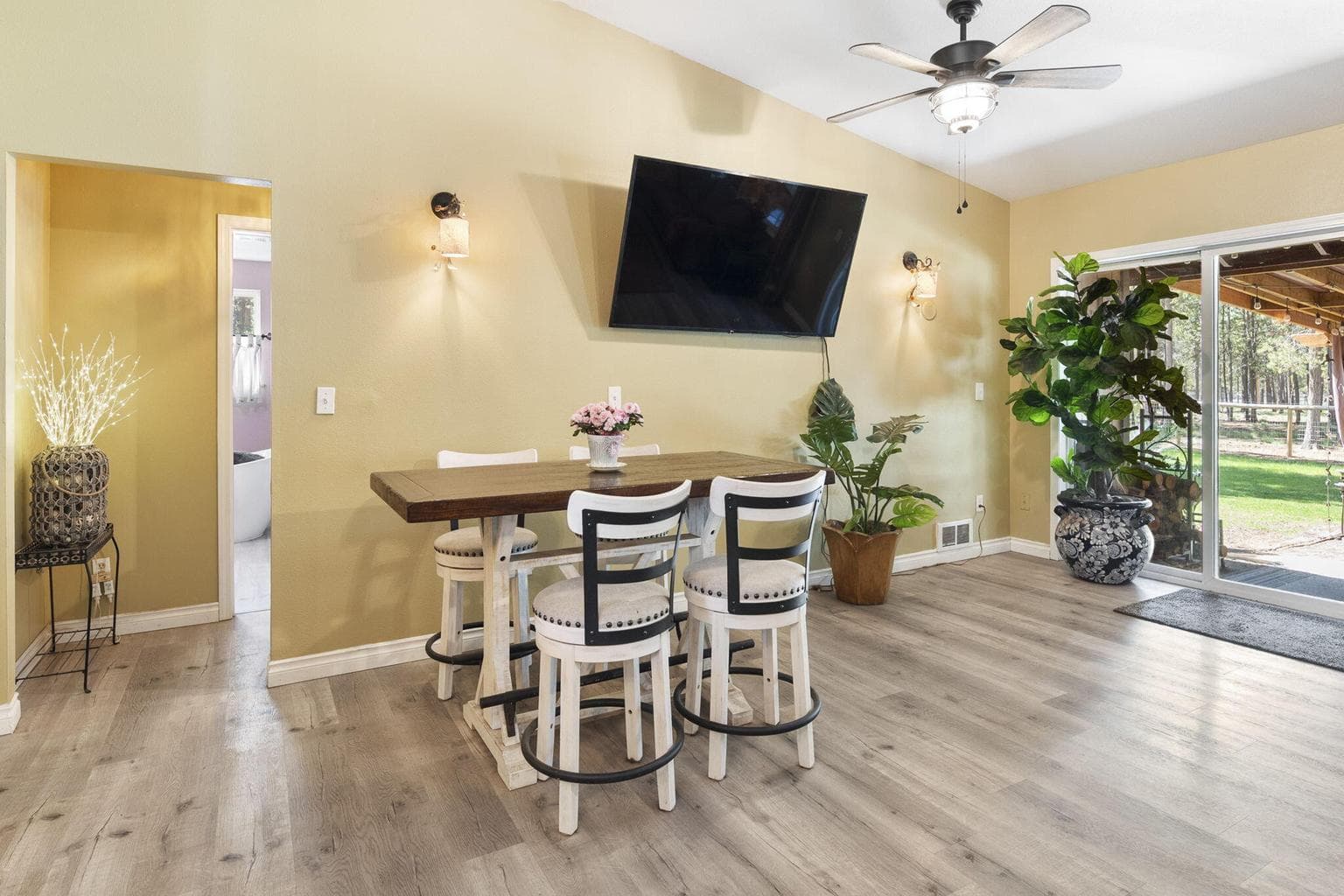 Photo of 144912 Trotter Court 9 of 53