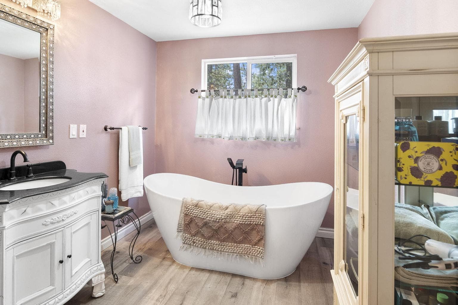 Photo of 144912 Trotter Court 21 of 53