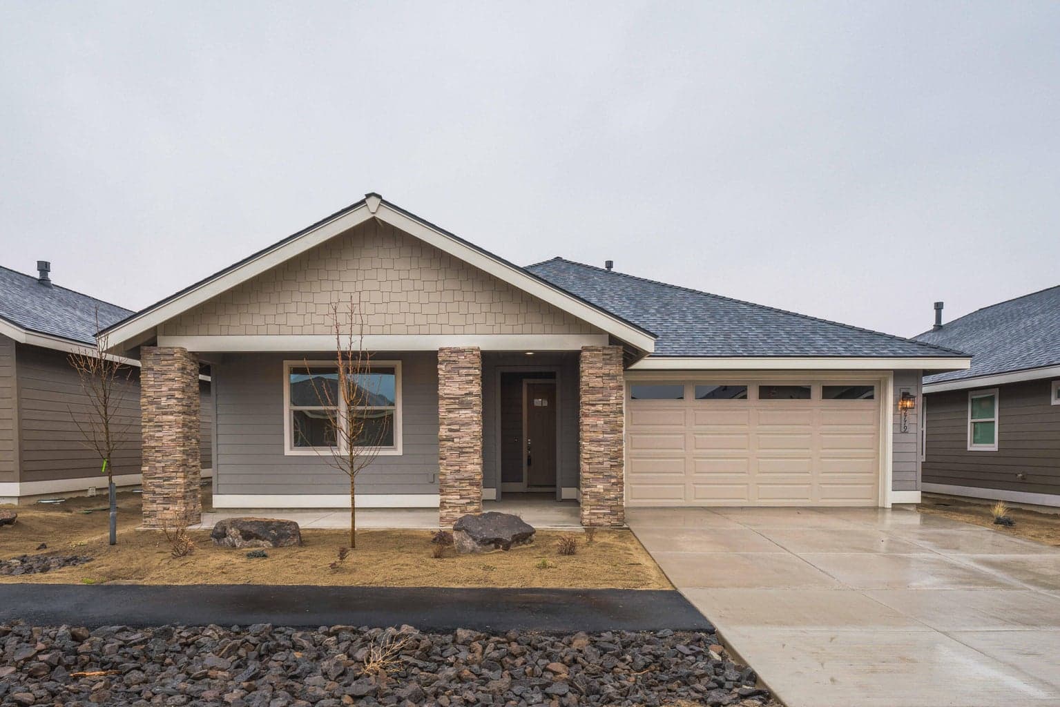 Photo of 2627 Redwood 1 of 54