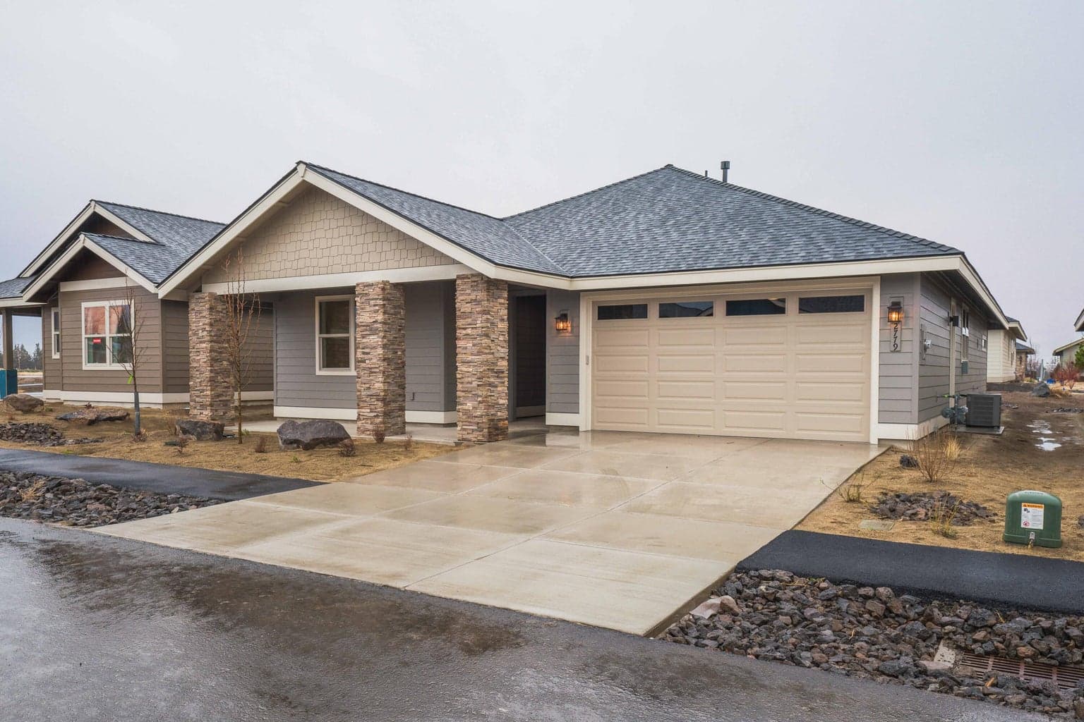 Photo of 2627 Redwood 4 of 54