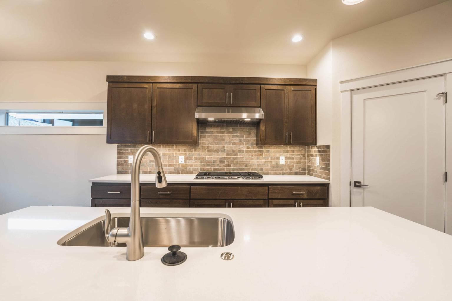 Photo of 2627 NW Redwood Circle 25 of 54