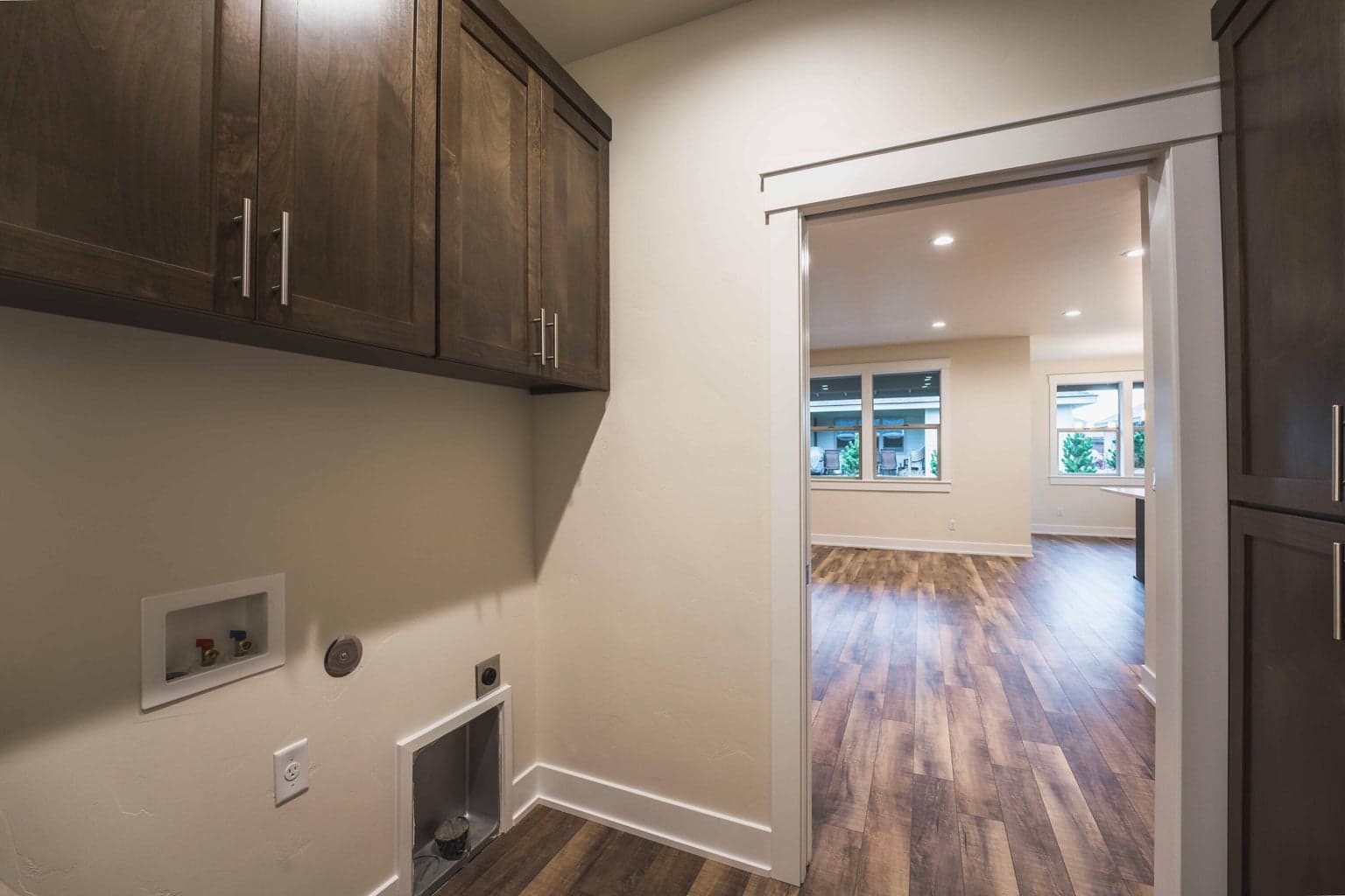 Photo of 2627 NW Redwood Circle 34 of 54