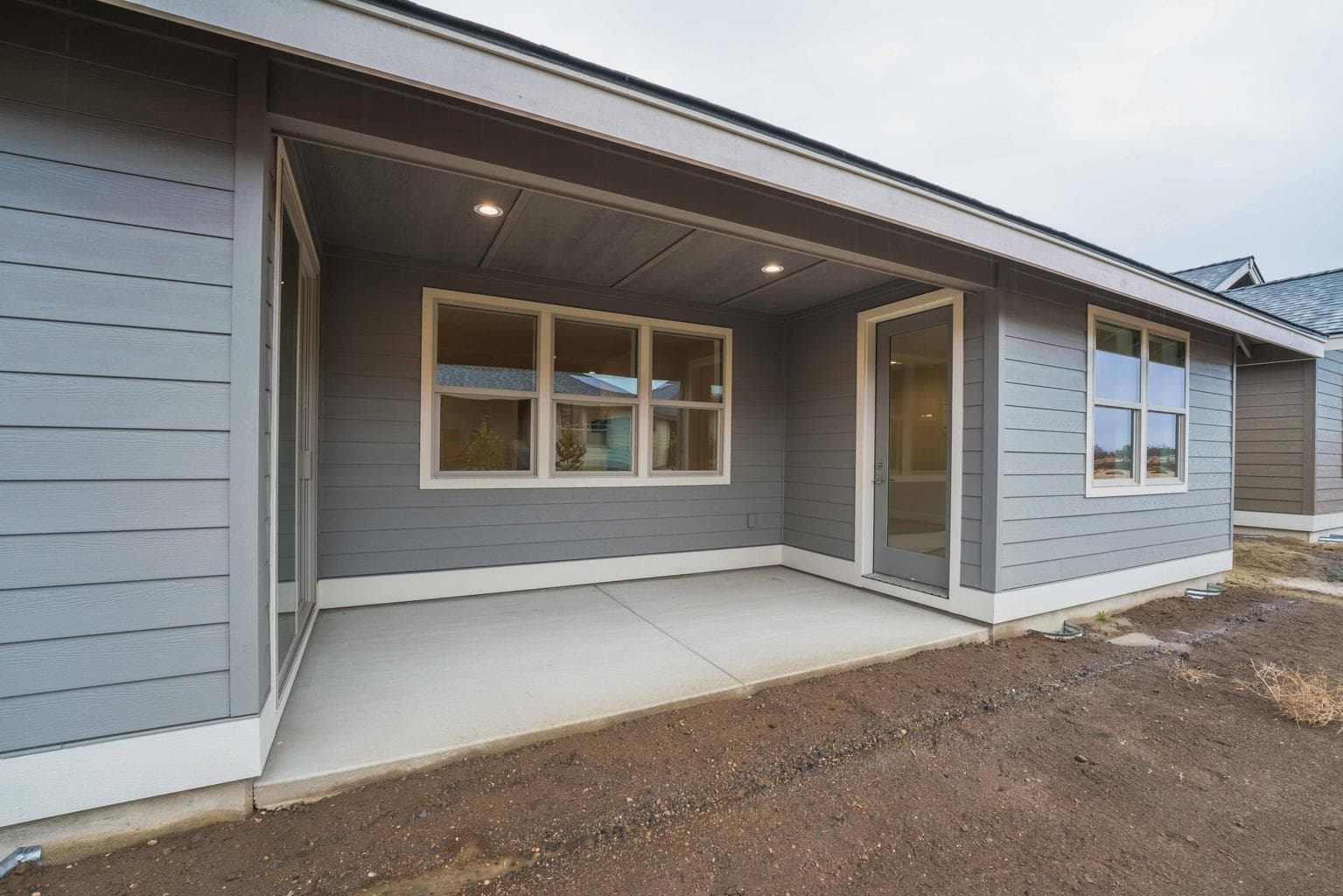 Photo of 2627 NW Redwood Circle 52 of 54