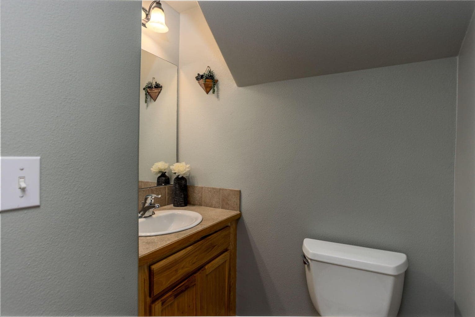 Powder room