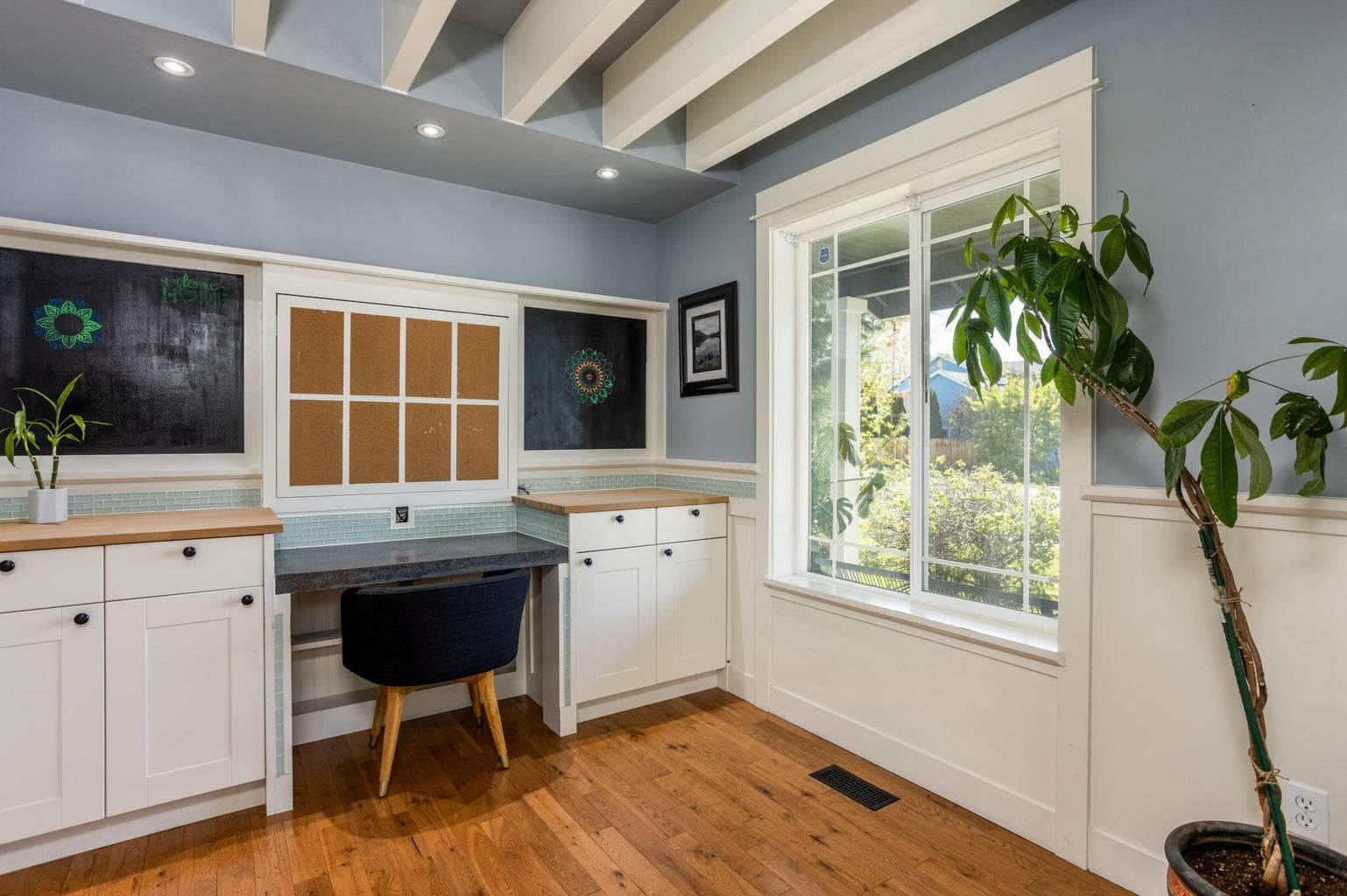 Photo of 1278 NW 20th Street 9 of 37