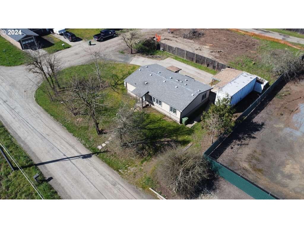 655 Lane, Cottage Grove, 97424