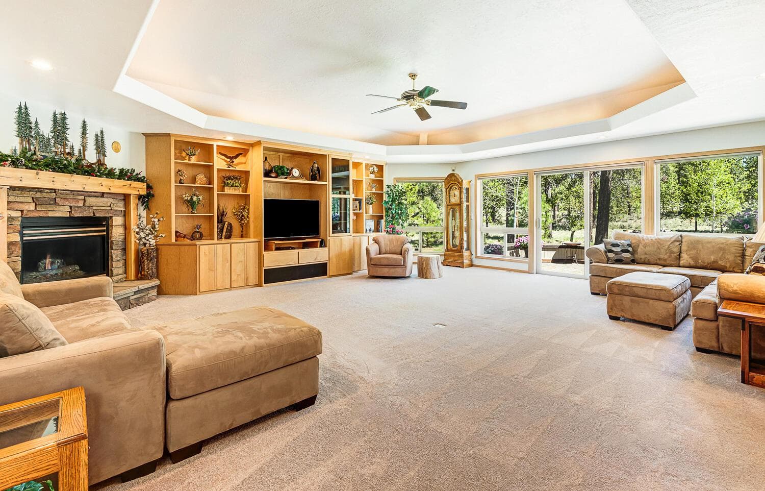 Photo of 18138 Maury Mountain Lane 5 of 47
