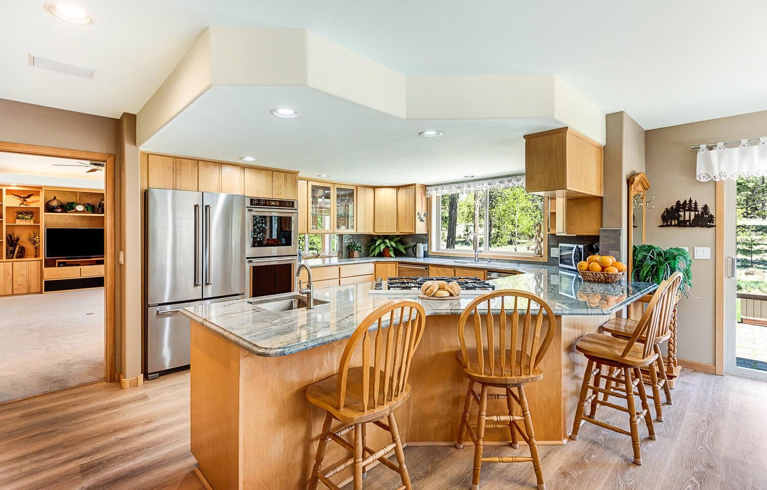 Photo of 18138 Maury Mountain Lane 9 of 47
