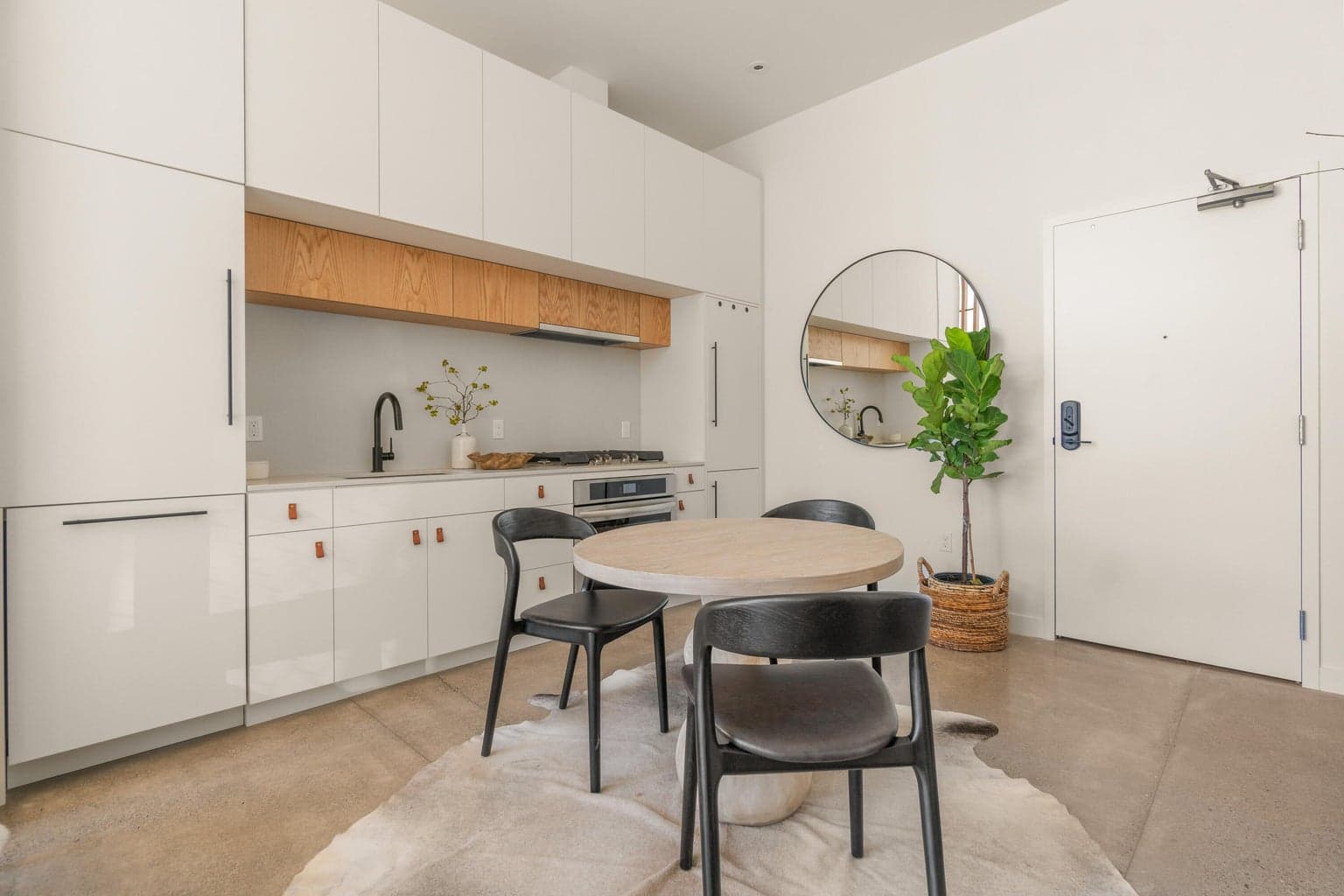 Photo of 2745 Ordway 6 of 14