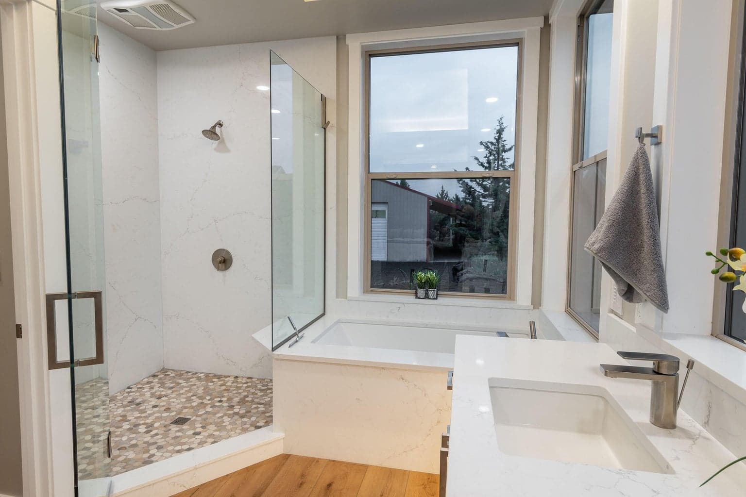 primary suite bath