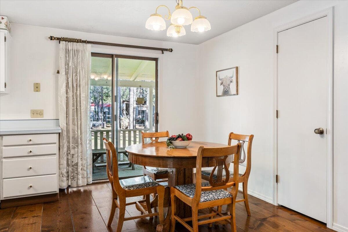 Photo of 51422 Cedar Road 20 of 44