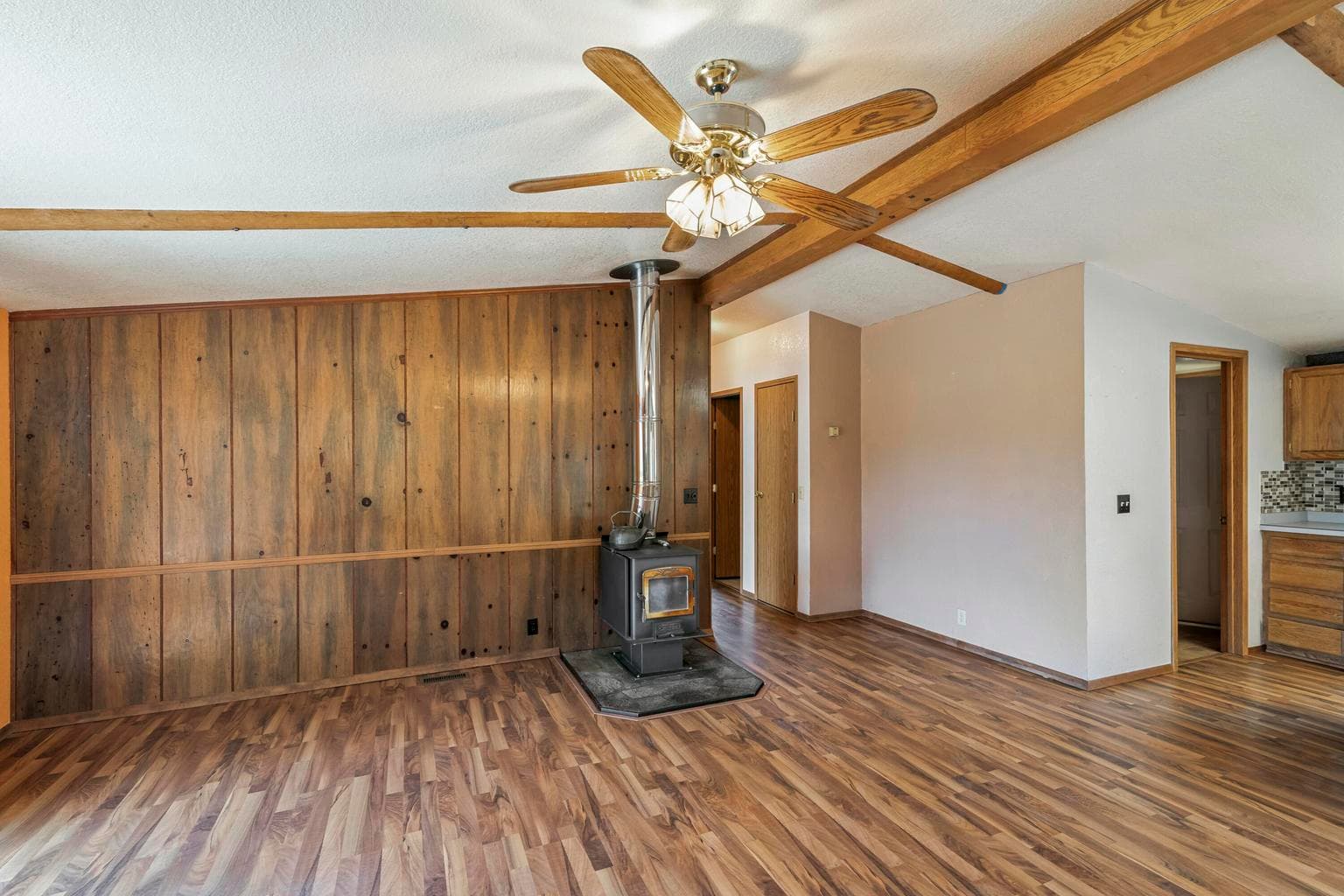 Photo of 145111 Lanewood Drive 8 of 45