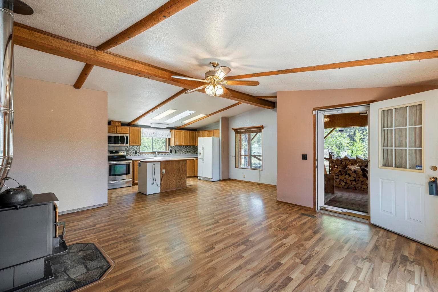 Photo of 145111 Lanewood Drive 12 of 45