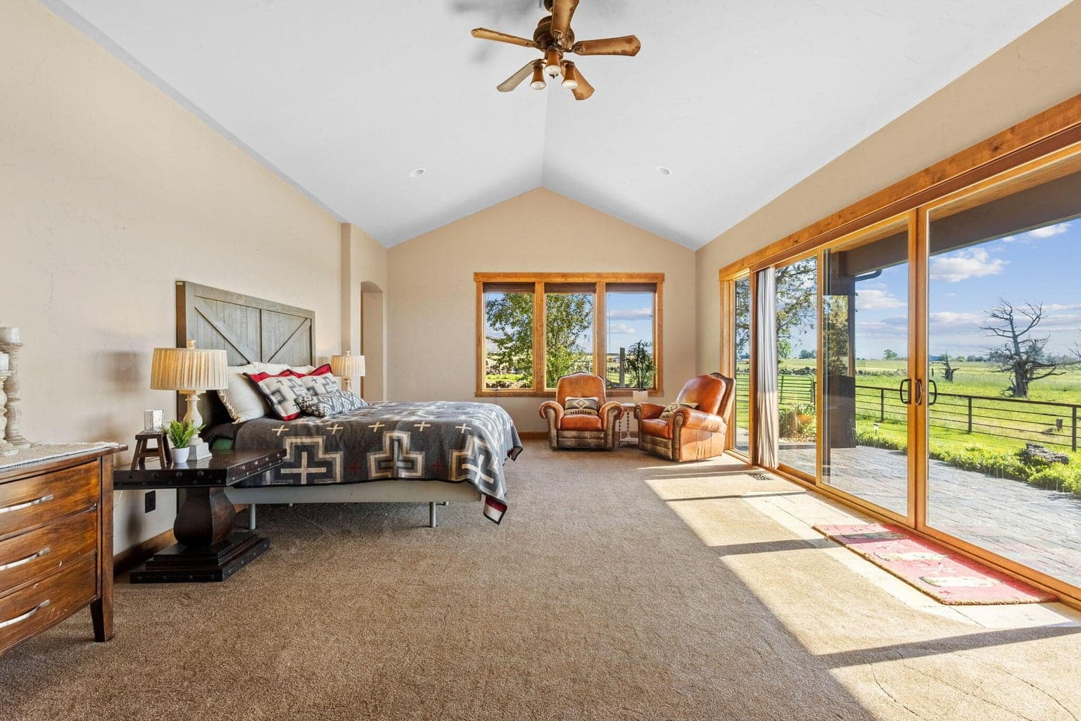 Primary Bedroom with Cascade views.