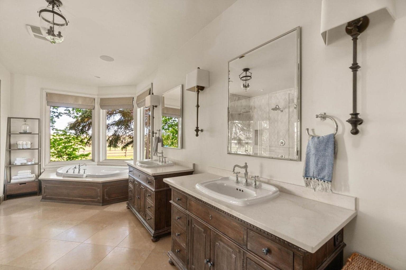 Photo of 64095 Tamoli Lane 27 of 64