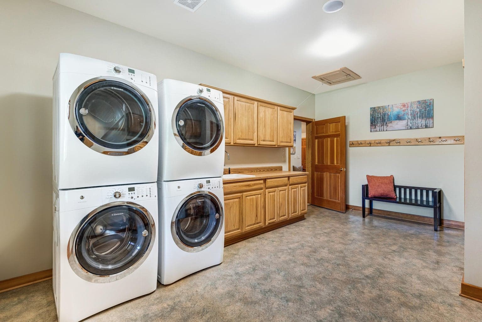 Photo of 69010 Barclay Ct 36 of 57