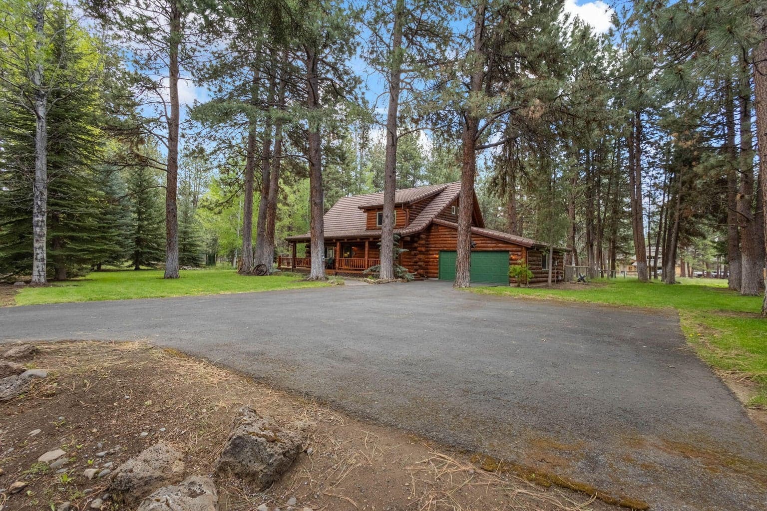 Photo of 15847 Blue Jay Way 45 of 49