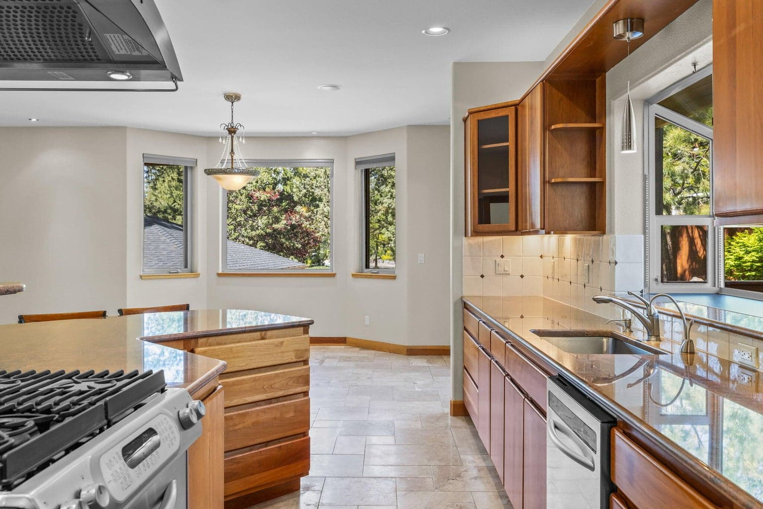 Photo of 2680 NW Nordic Avenue 8 of 62