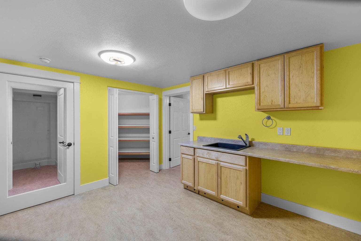 Lower level Laundry/Storage