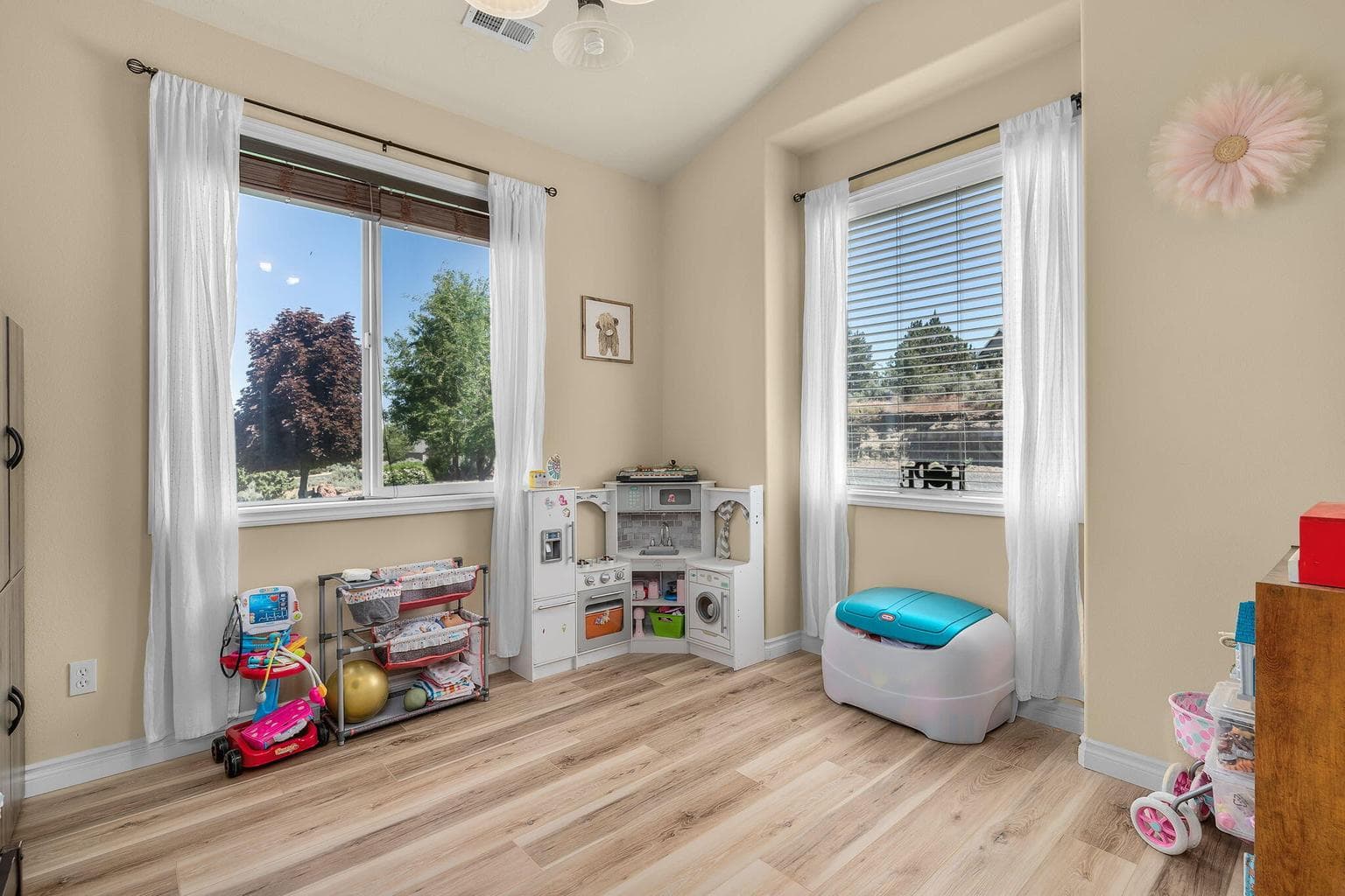 Photo of 621 SE Nugget Lane 6 of 77
