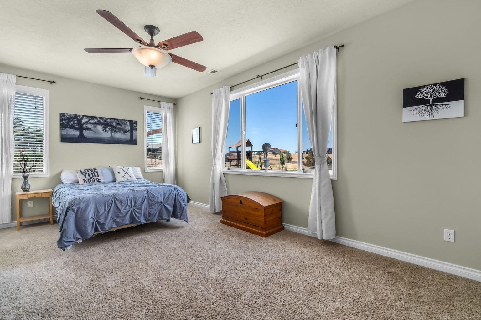 Photo of 621 SE Nugget Lane 17 of 77