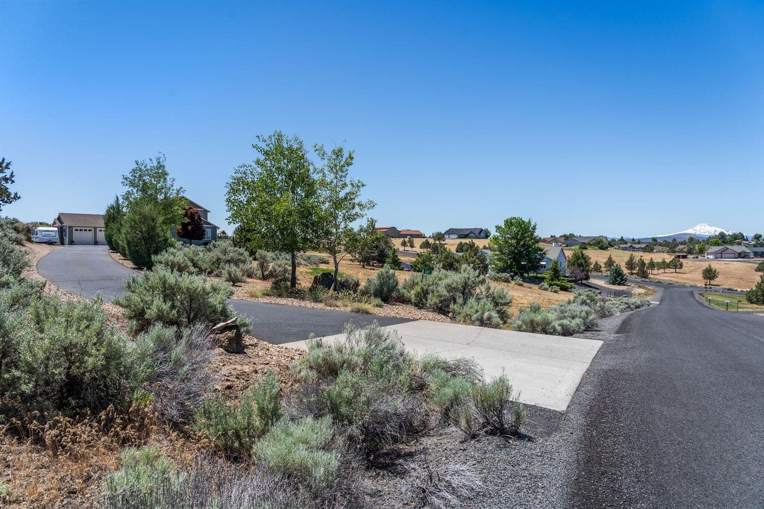 Photo of 621 SE Nugget Lane 43 of 77