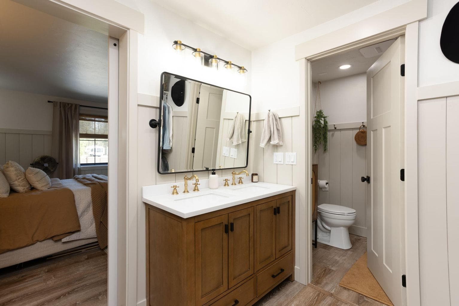 Primary bath
