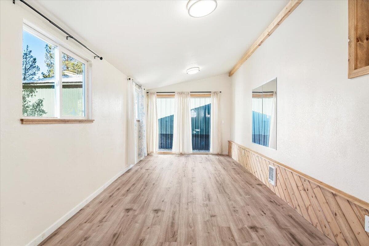 Photo of 16201 Hawks Lair Road 21 of 52