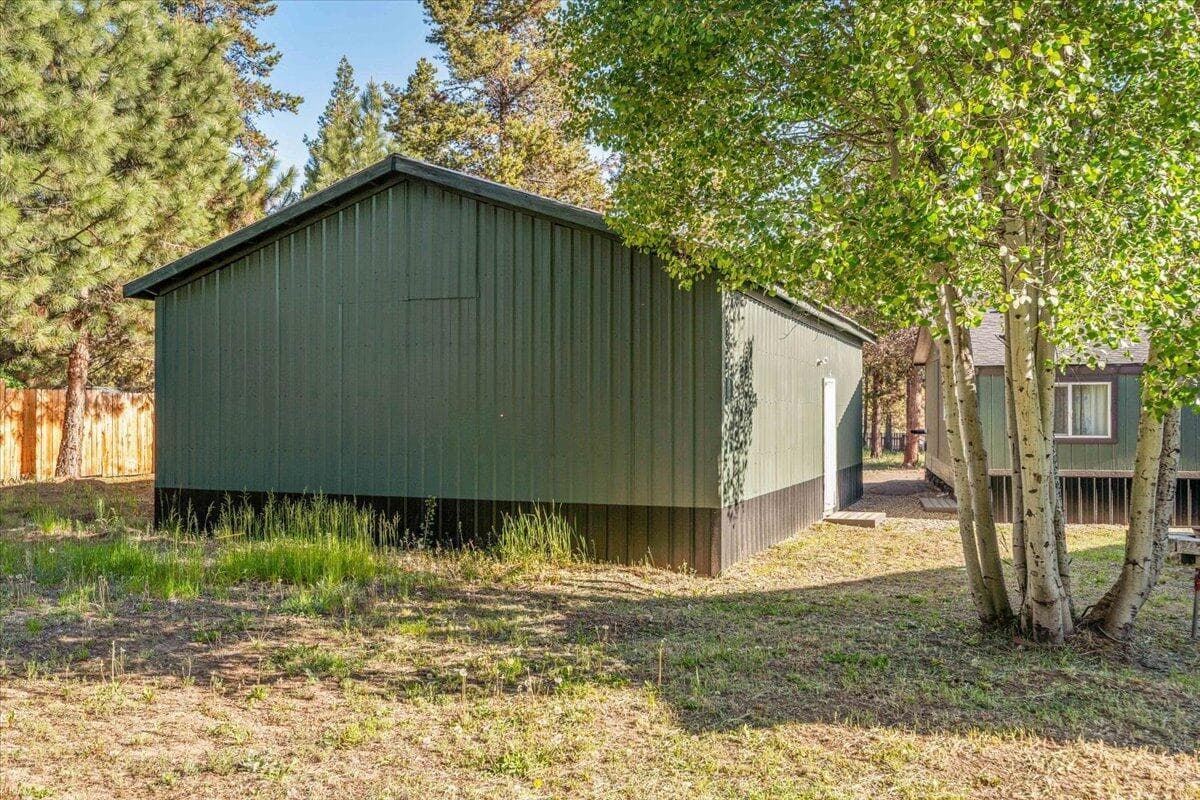 Photo of 16201 Hawks Lair Road 7 of 52