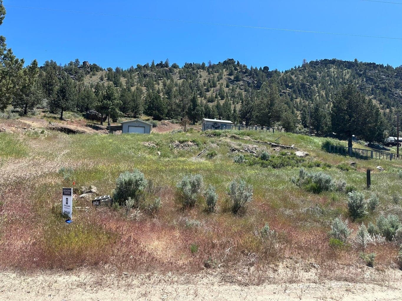 Photo of 16556 Antelope Creek 1 of 17