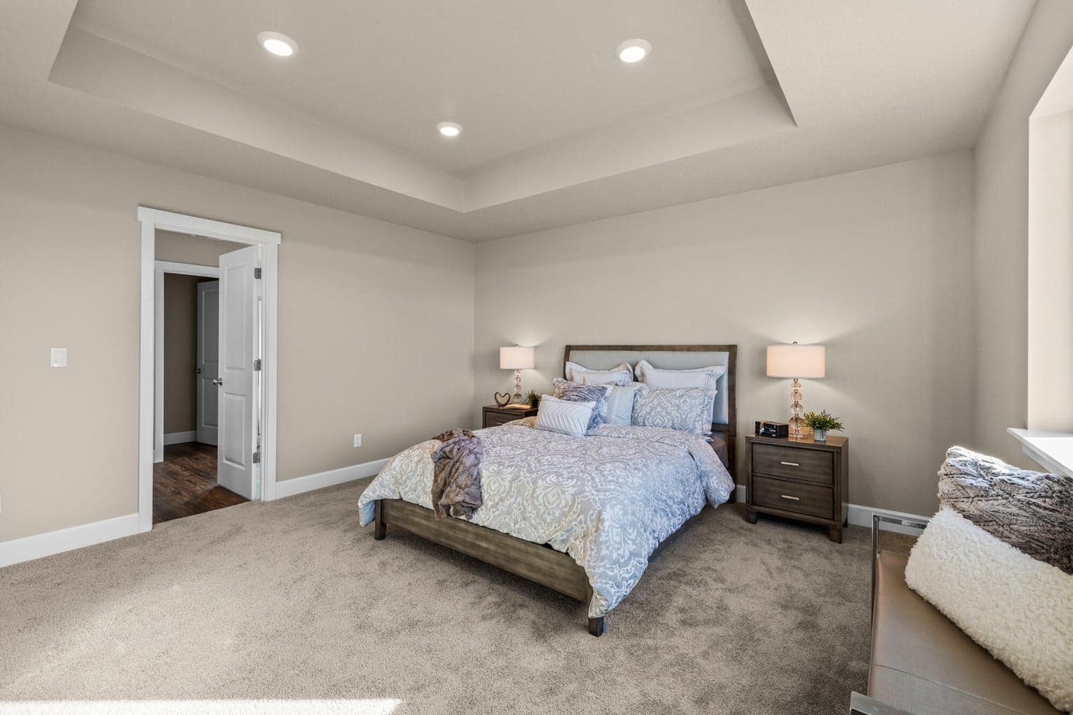 Photo of 1153 NW Walnut Avenue 12 of 18