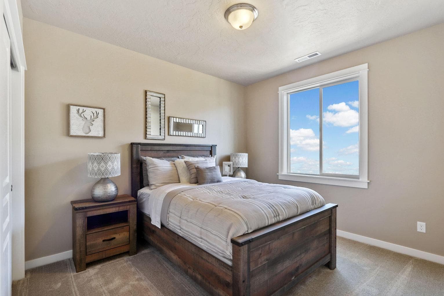 Photo of 1765 NW Varnish Avenue 6 of 9