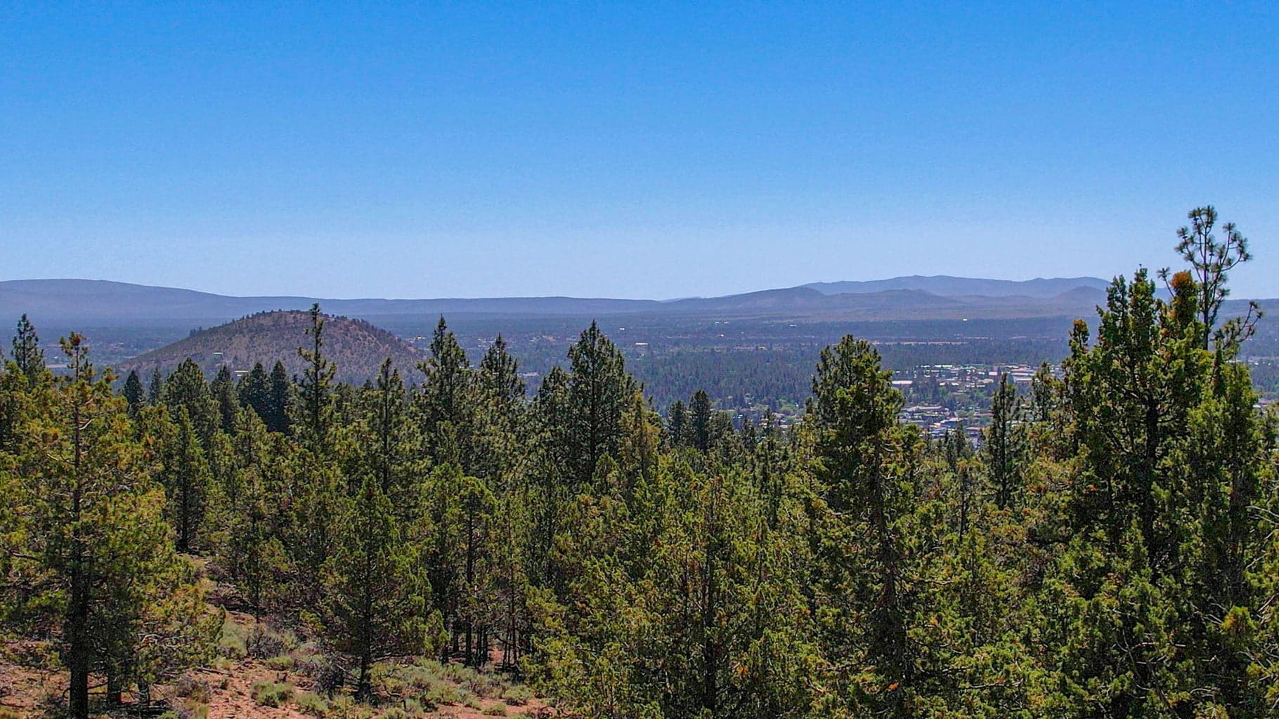 Panoramic views from Pilot Butte to .........