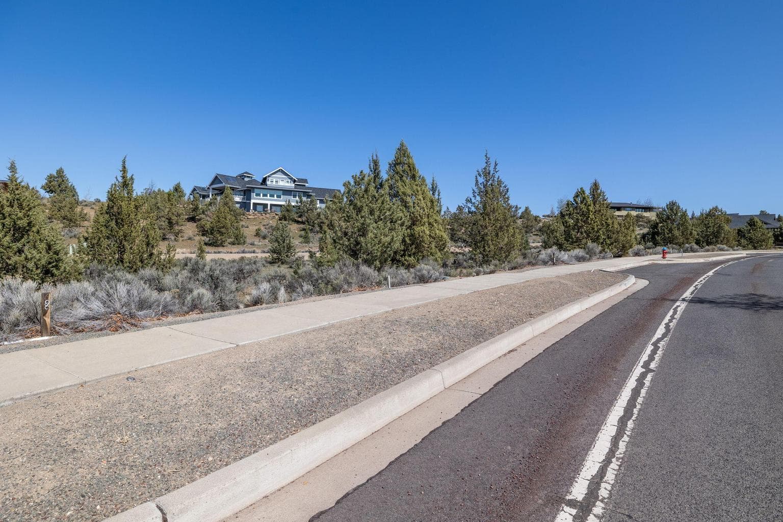 Photo of SE Yarrow Avenue 11 of 44
