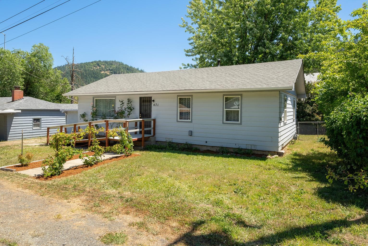 471 Fairchild, Canyonville, 97417