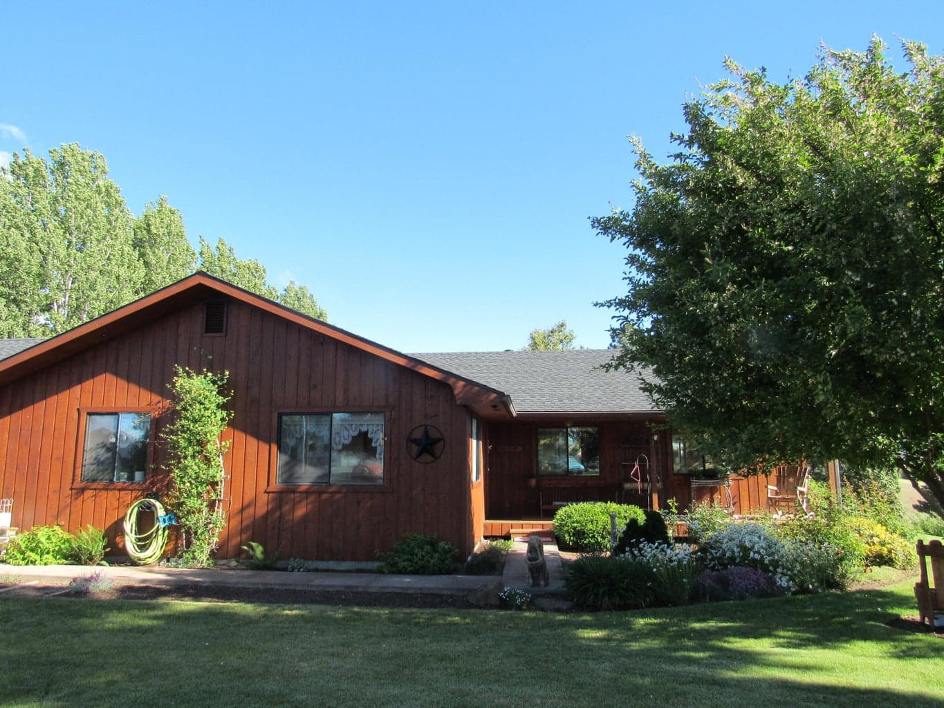 Photo of 34219 Glen 5 of 36
