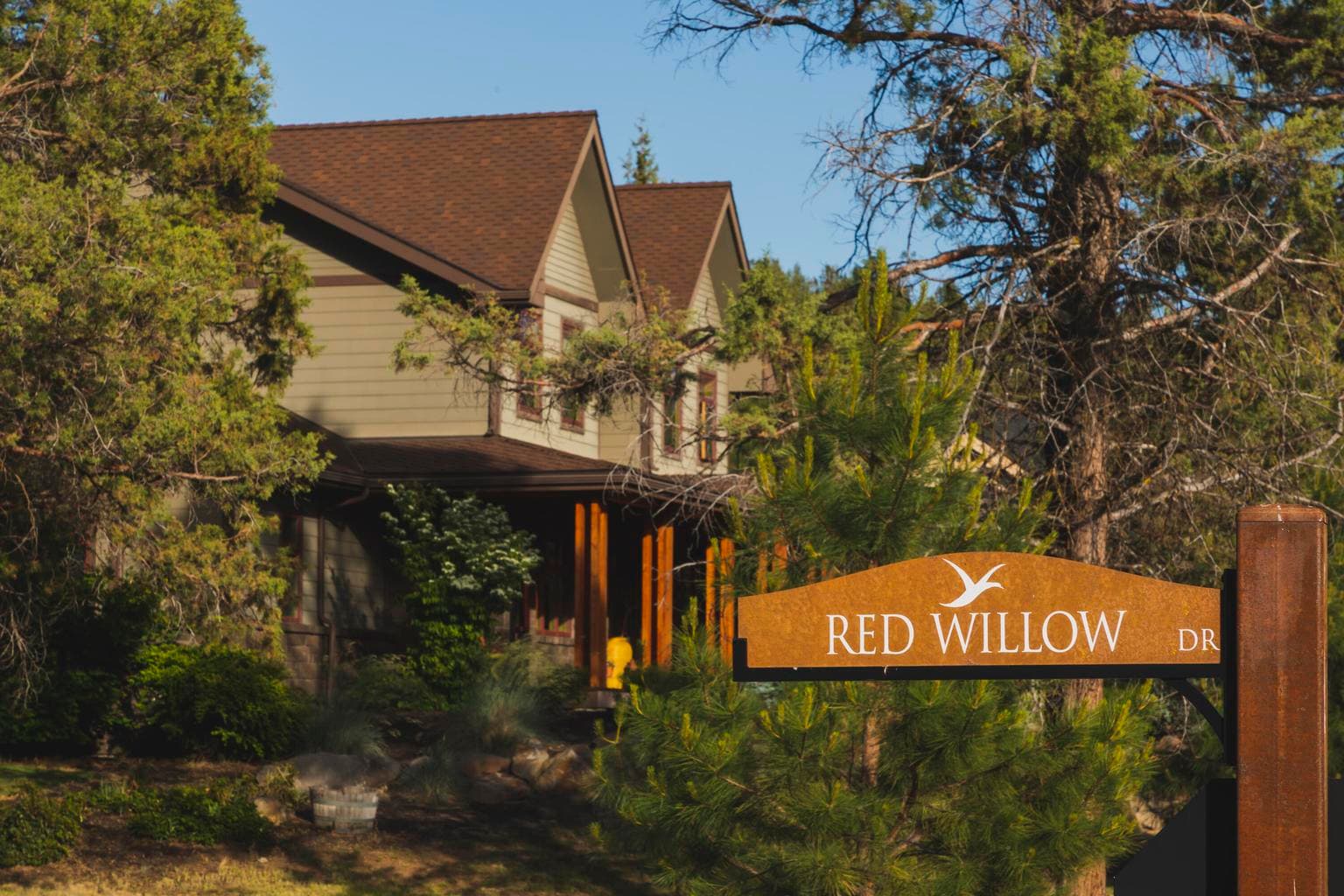 Photo of 1136 Red Willow 4 of 8