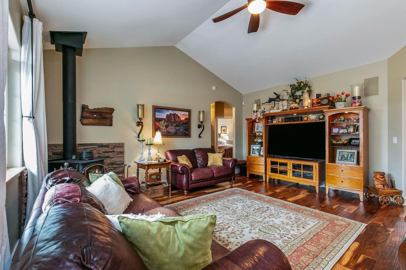 Photo of 1775 NW 74th Street 9 of 38