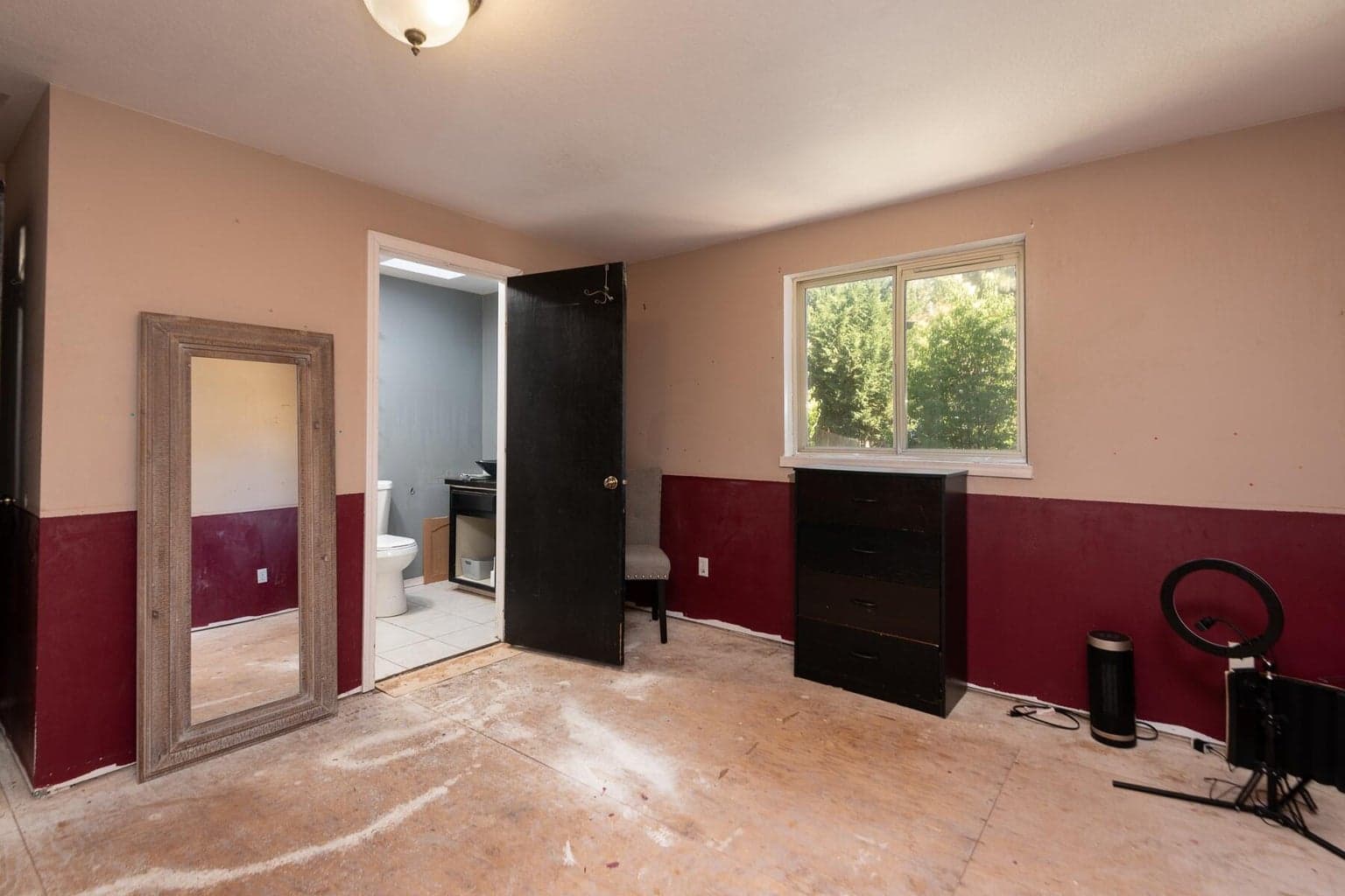 Photo of 2241 NE Hyatt Court 15 of 22