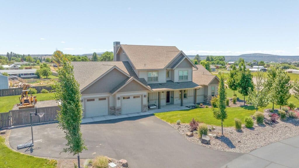 Photo of 344 Saddle Ridge 2 of 64