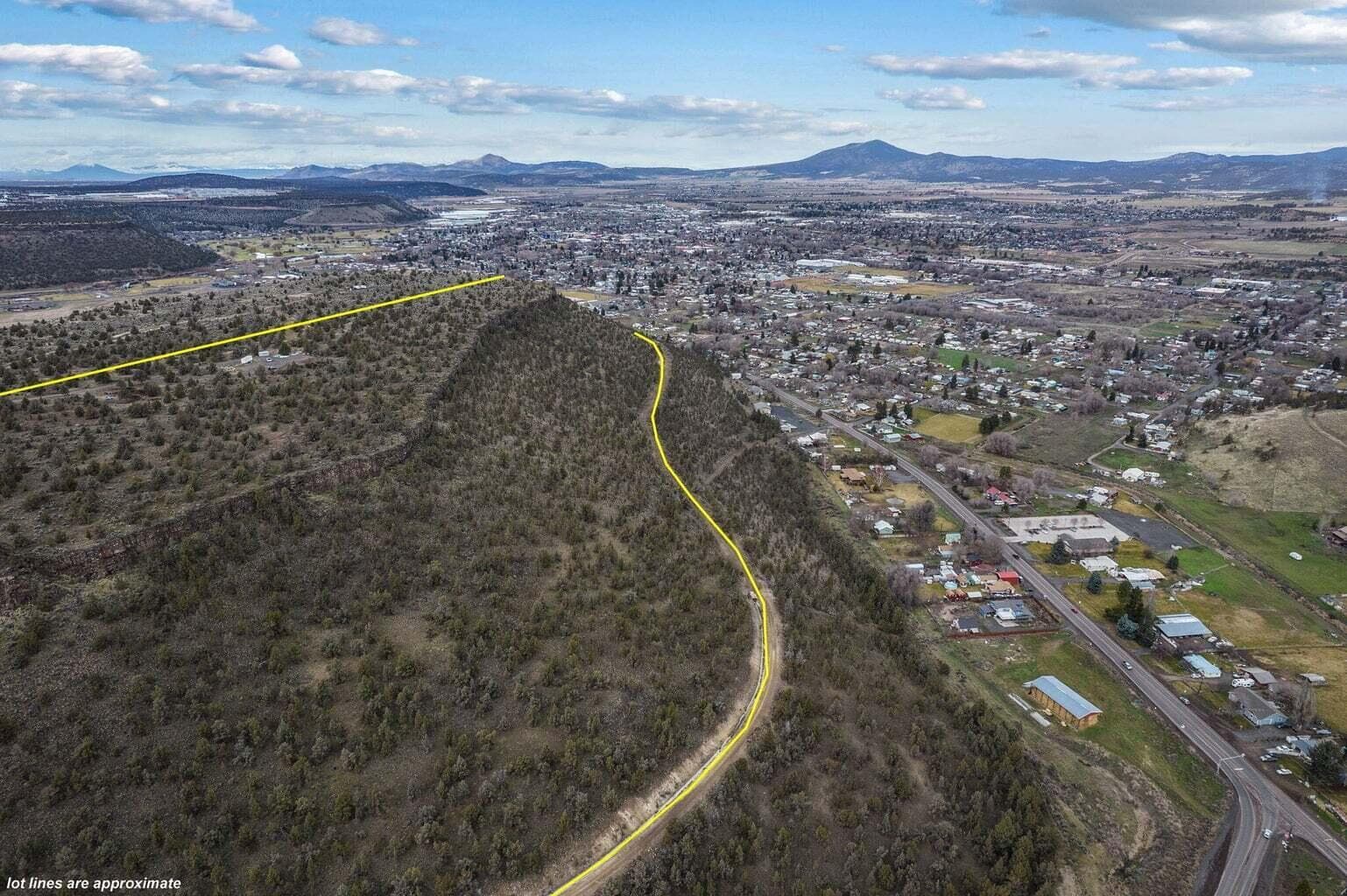 Photo of SE Kennedy Way 9 of 29
