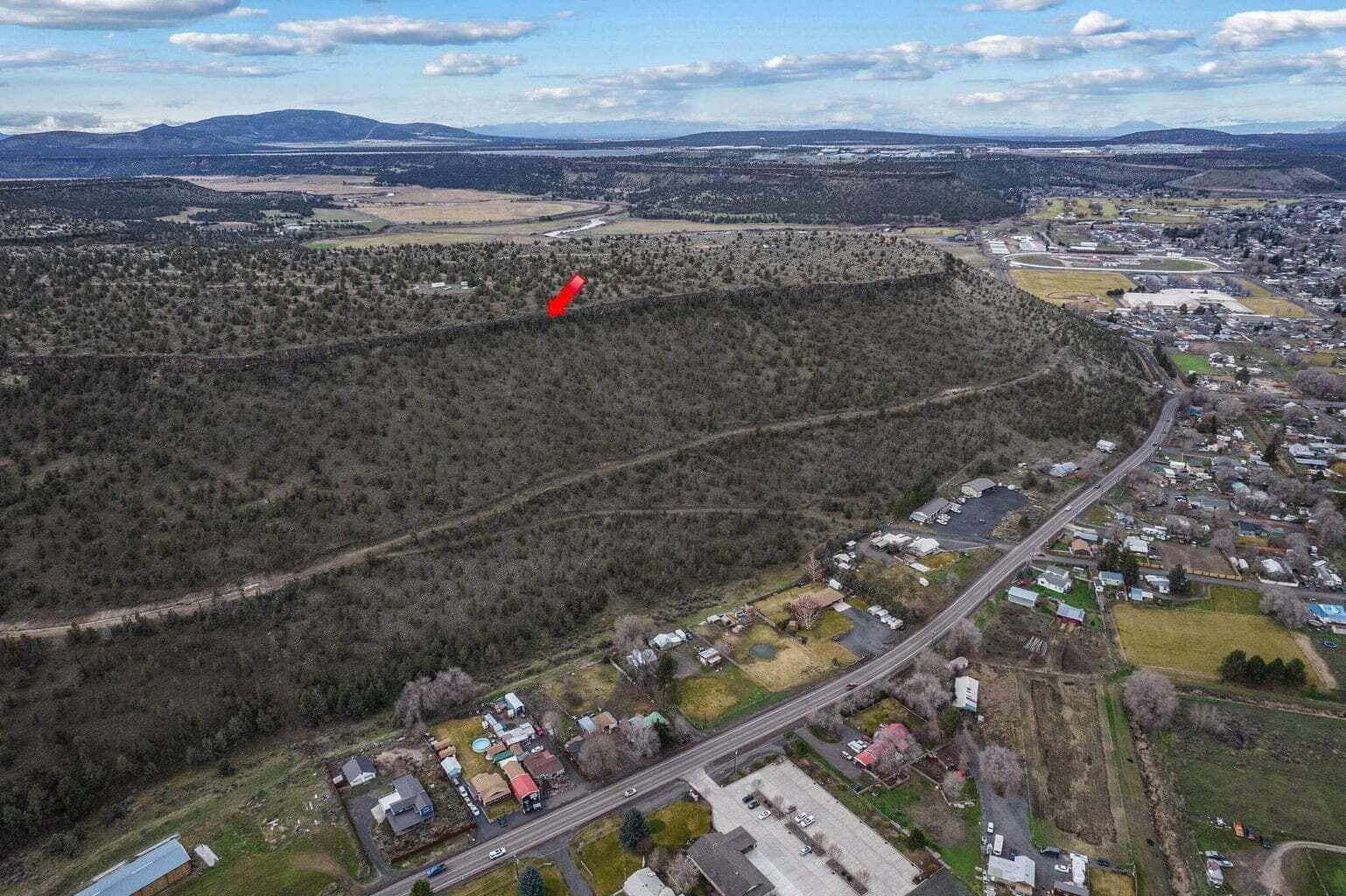 Photo of SE Kennedy Way 13 of 29