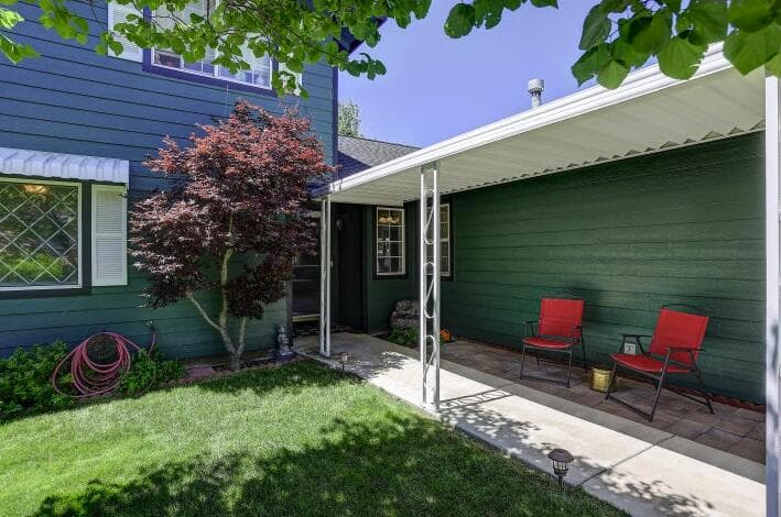 Photo of 2250 Jackpine 2 of 24