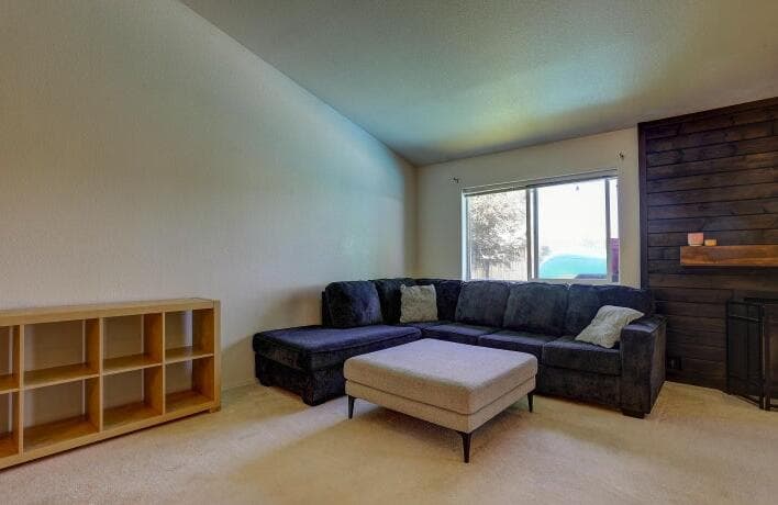 Photo of 2250 NW Jackpine Court 8 of 24