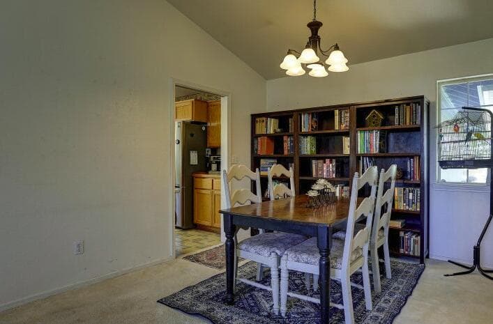 Photo of 2250 NW Jackpine Court 6 of 24